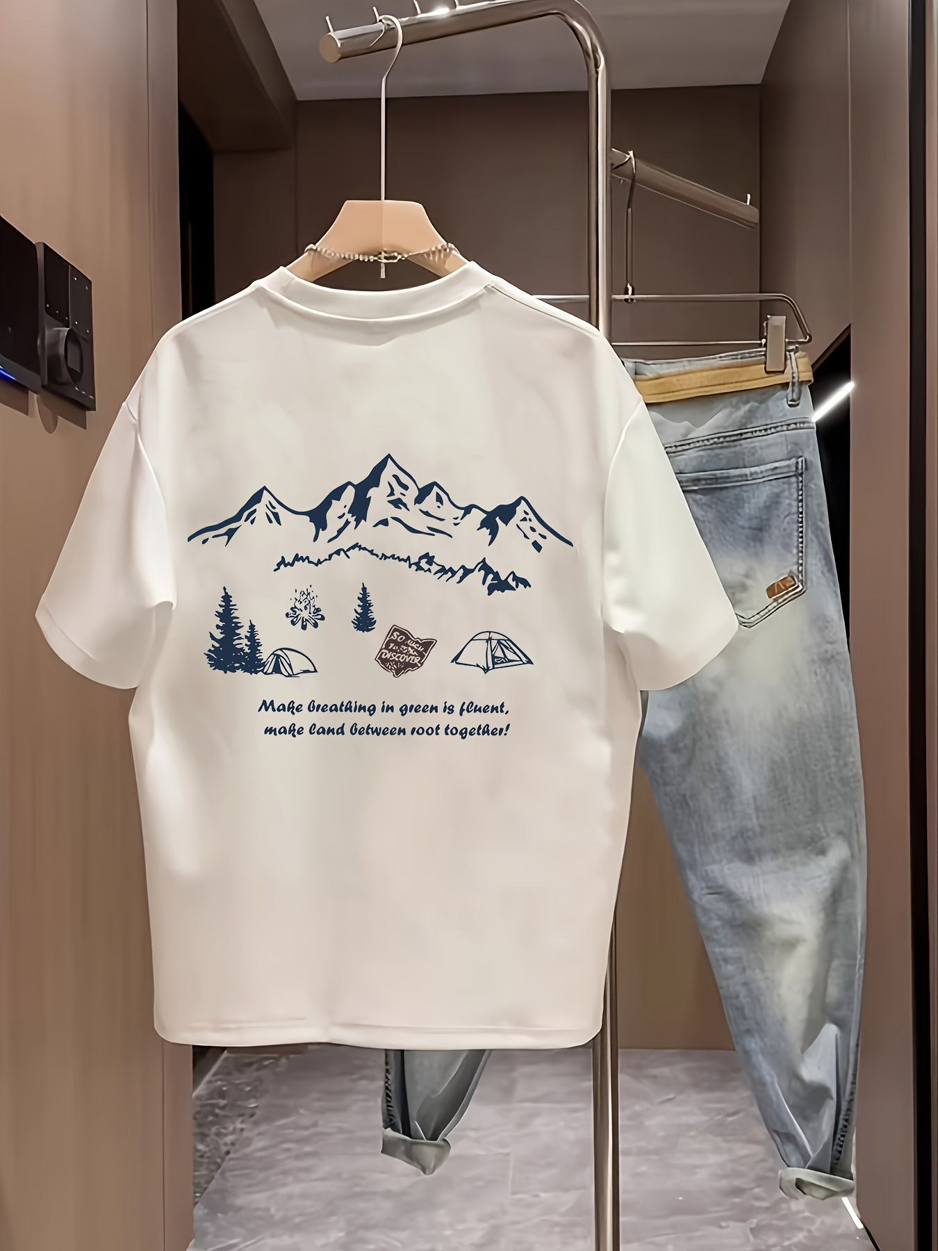 Outdoor Adventure Quotes Short - Męska koszulka z krótkim rękawem, wykonana