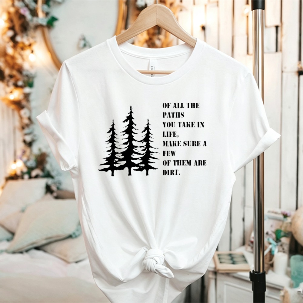 Koszulka z grafiką sosny i cyt – Outdoor Adventure Quotes Short recenzja i cena